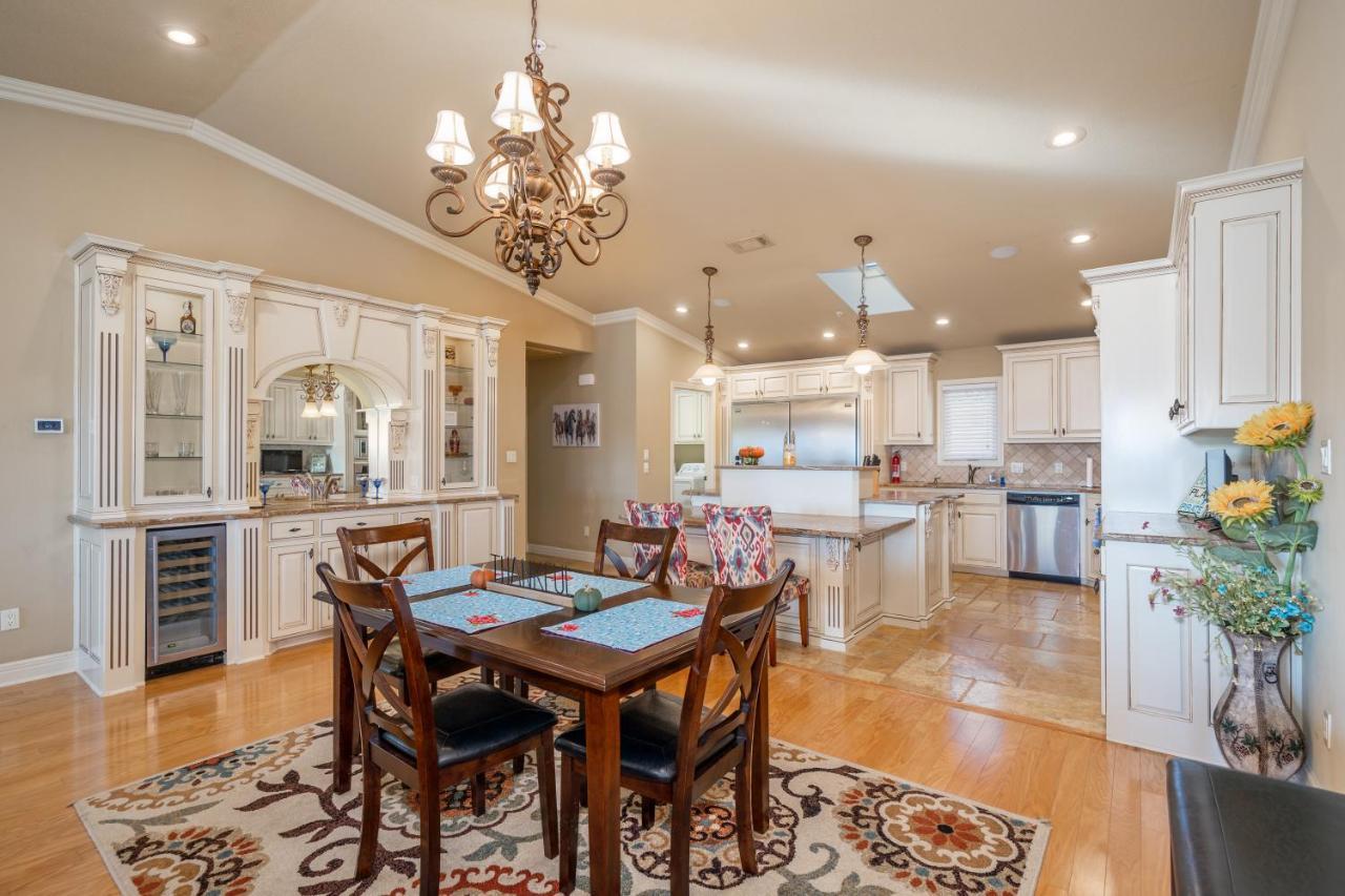Views!! Luxury Condo W/Gourmet Kitchen, Breathtaking Views Lake Hamilton Exterior photo