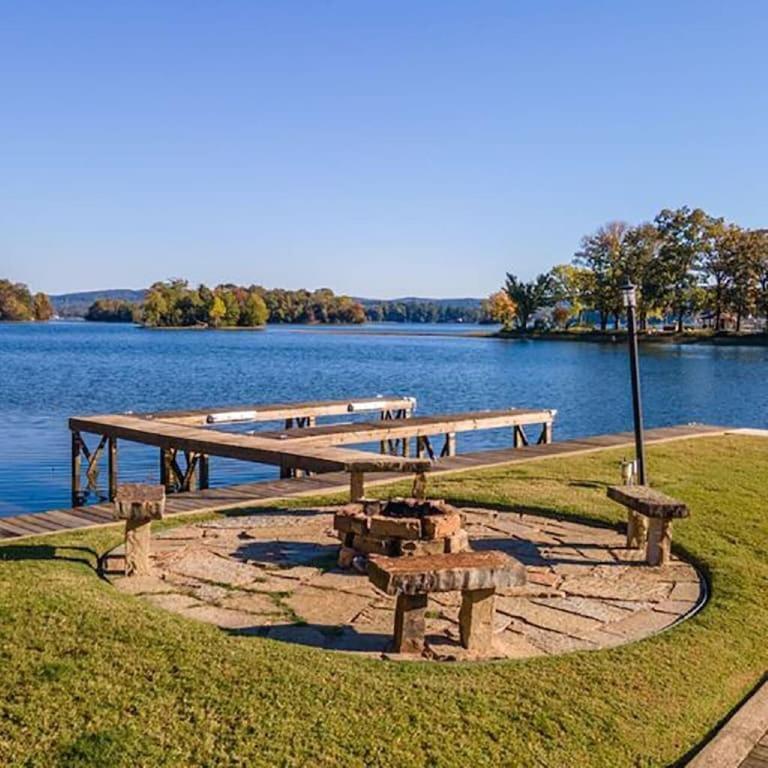 Views!! Luxury Condo W/Gourmet Kitchen, Breathtaking Views Lake Hamilton Exterior photo