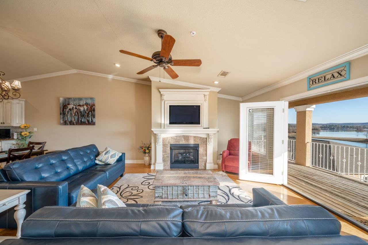 Views!! Luxury Condo W/Gourmet Kitchen, Breathtaking Views Lake Hamilton Exterior photo