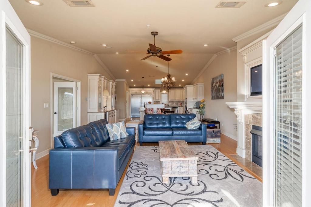 Views!! Luxury Condo W/Gourmet Kitchen, Breathtaking Views Lake Hamilton Exterior photo